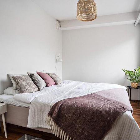 Apartment Sleepwell Tiili With Private Sauna And Parking Turku Exterior foto