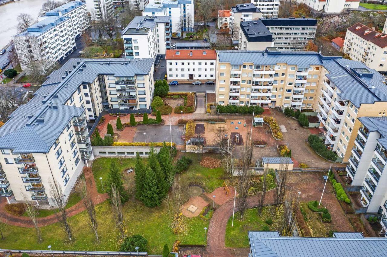 Apartment Sleepwell Tiili With Private Sauna And Parking Turku Exterior foto