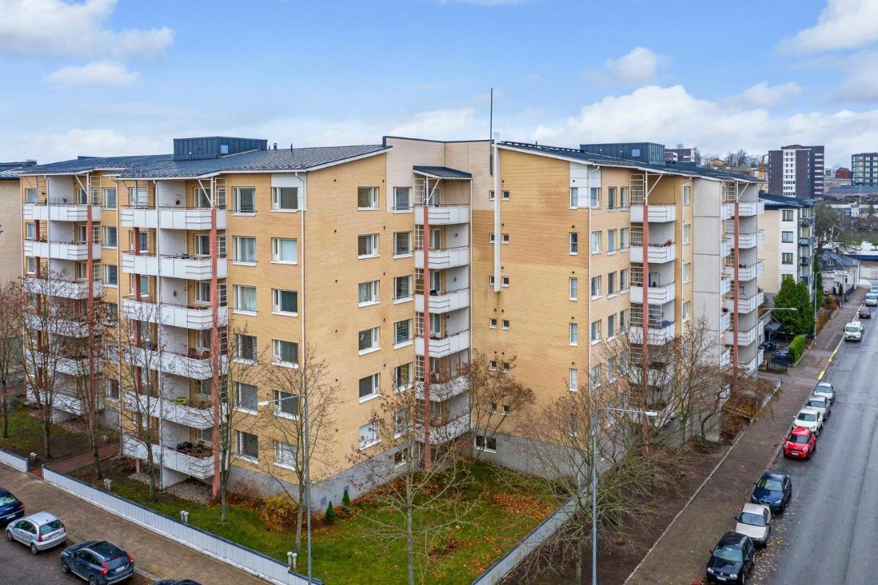 Apartment Sleepwell Tiili With Private Sauna And Parking Turku Exterior foto